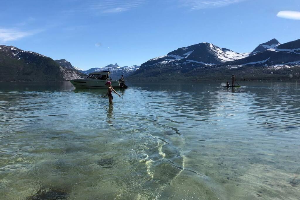 Efjord And Stetind Resort - Cabin Kobbernestinden Ballangen Bagian luar foto