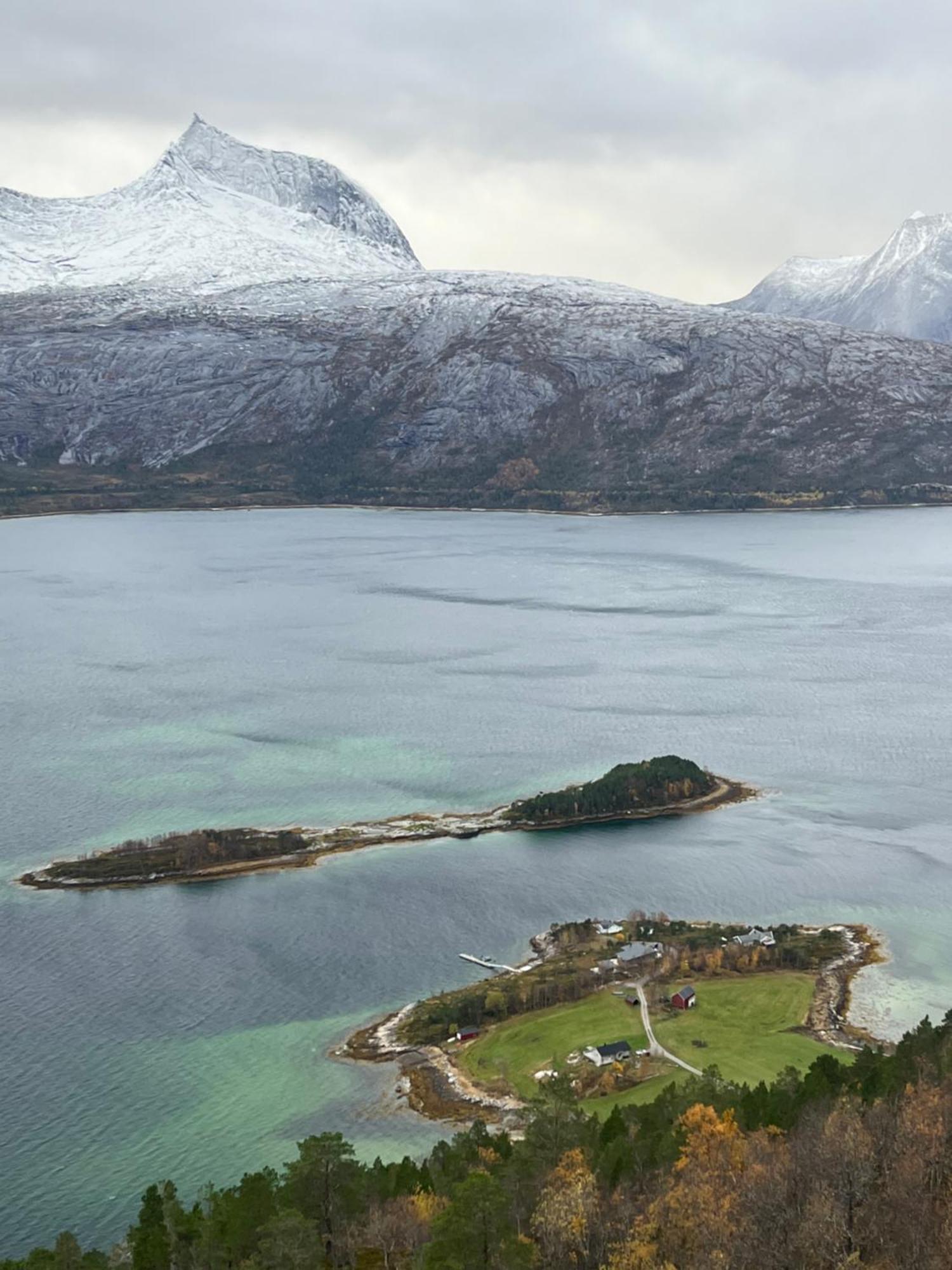 Efjord And Stetind Resort - Cabin Kobbernestinden Ballangen Bagian luar foto