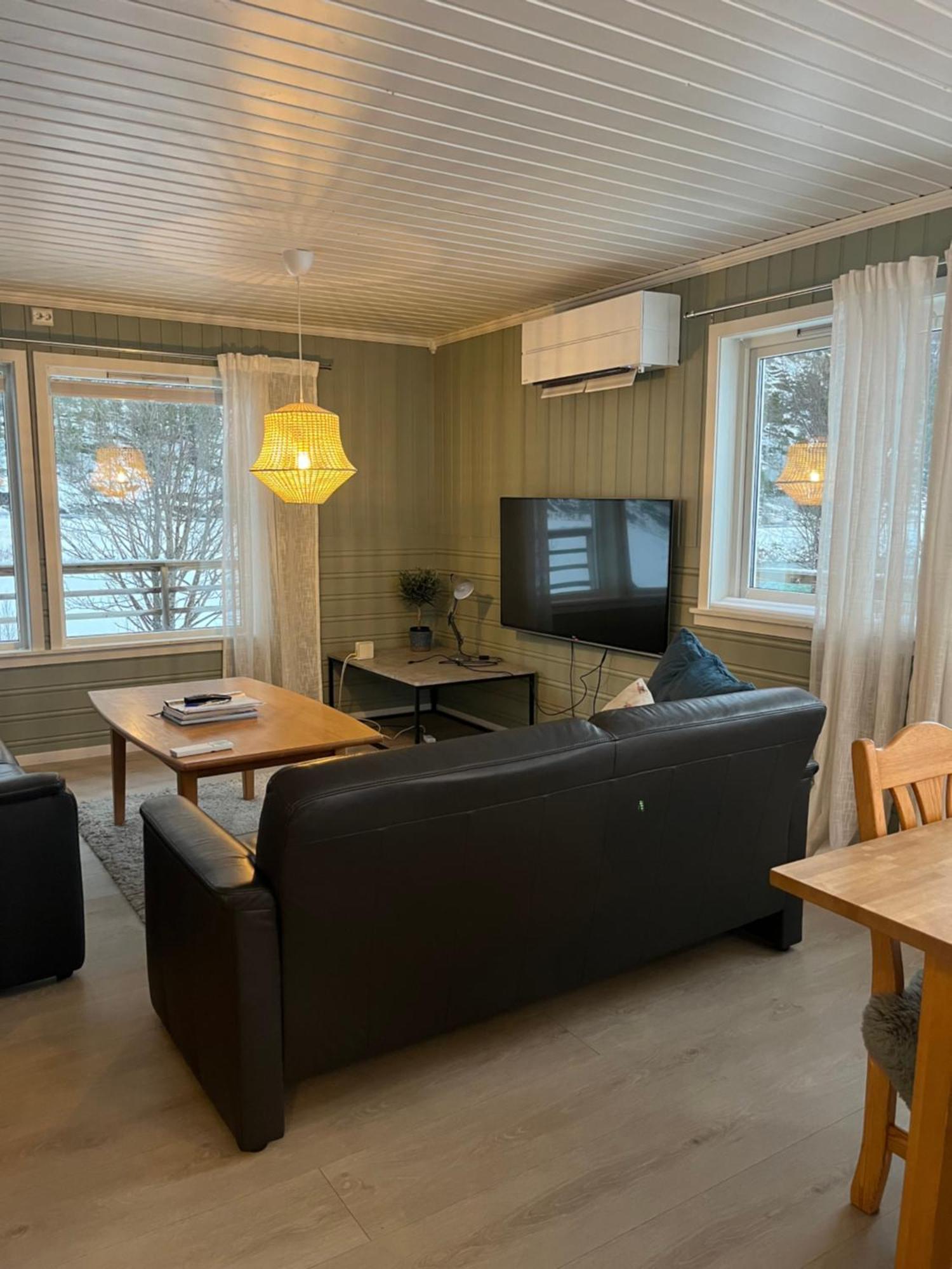 Efjord And Stetind Resort - Cabin Kobbernestinden Ballangen Bagian luar foto